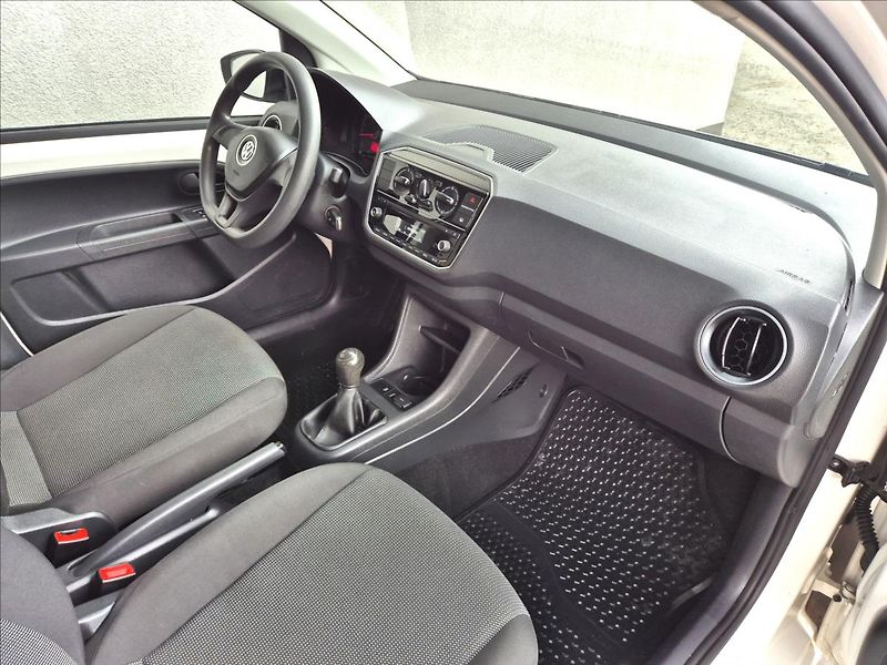 Volkswagen up! 1,0 i 5 Dv. Load Užitk. Klima - fotka 19 z 24
