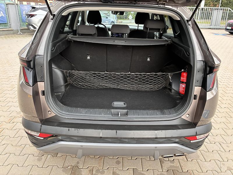 Hyundai Tucson 1.6T-GDi 110kW SMART AUTOMAT - fotka 31 z 31