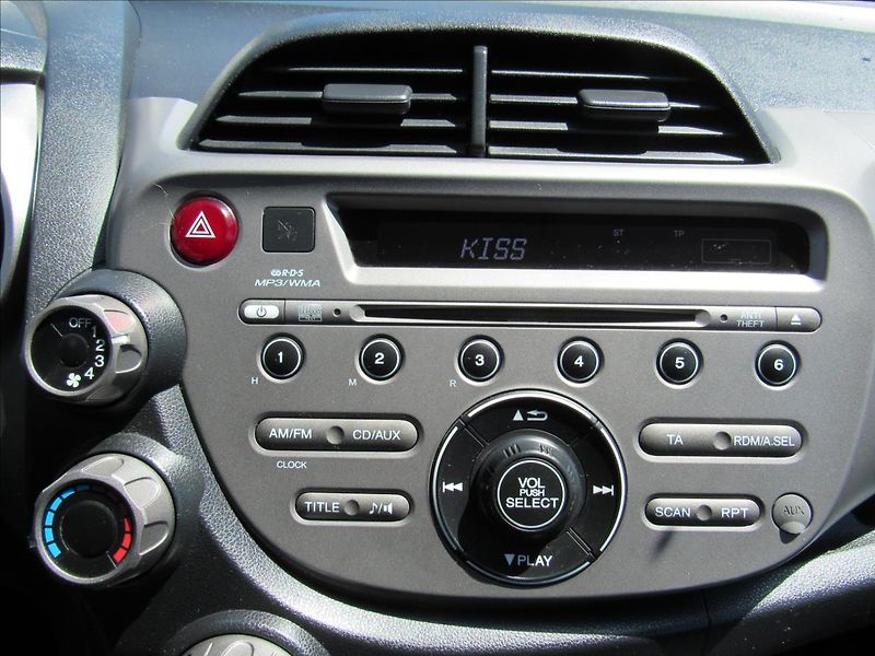 Honda Jazz 1,2 i-VTEC 66kW - fotka 16 z 25