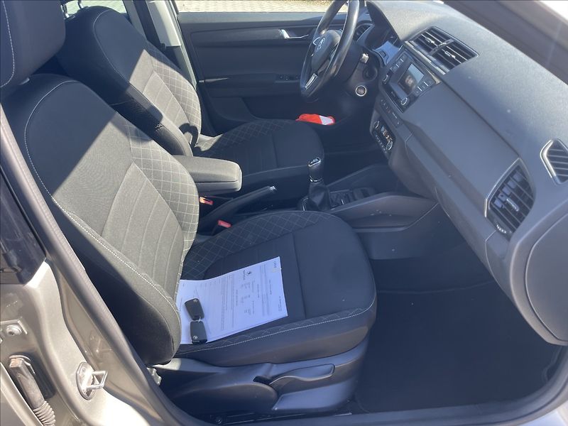 Škoda Fabia 1,2 TSi 66kw Style Klima ESP V - fotka 14 z 34