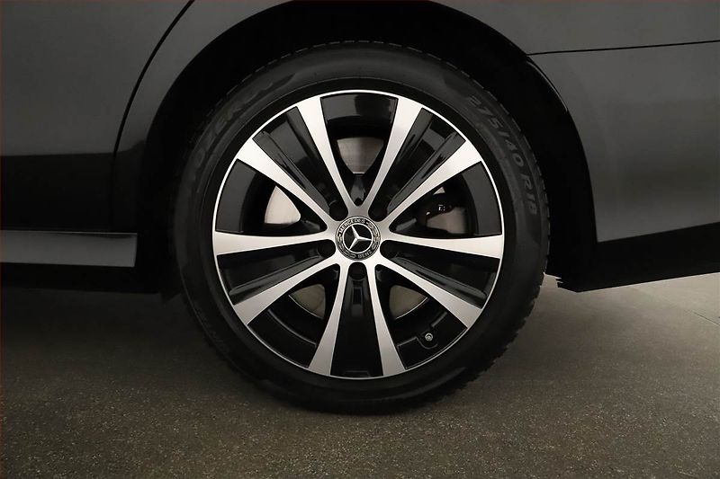 Mercedes-Benz Třídy E (2019) E 300 de - fotka 12 z 31