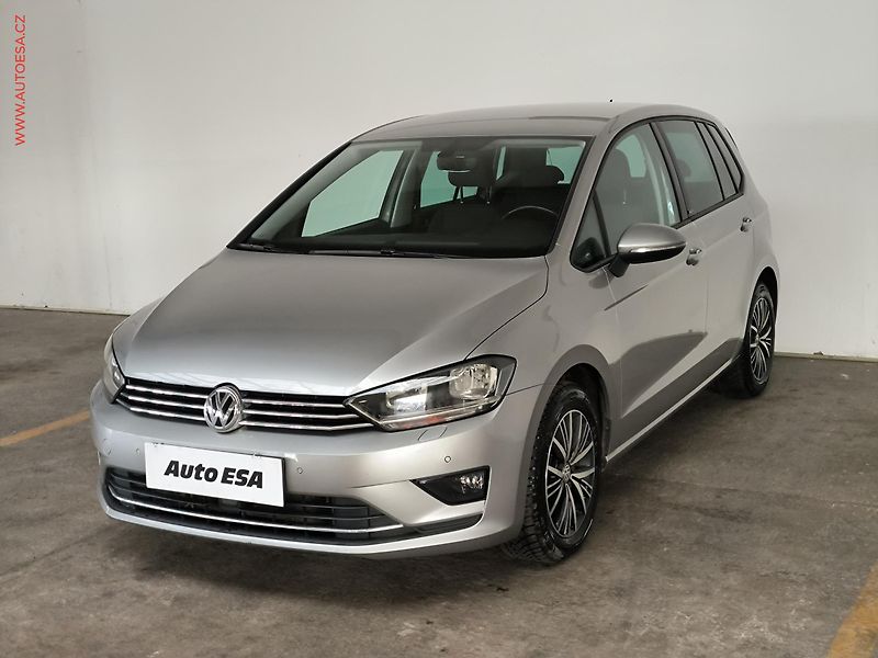 Volkswagen Golf Sportsvan (2017) 1.6TDi, DSG - fotka 3 z 17