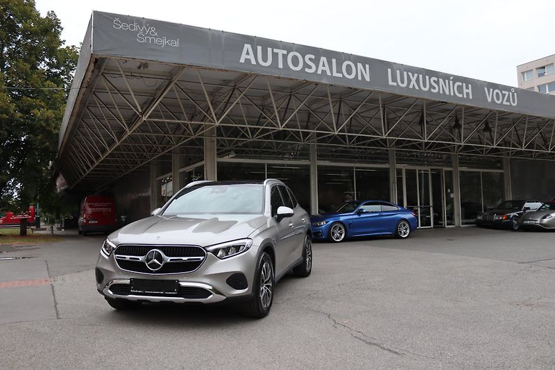 Mercedes-Benz GLC Mercedes-Benz GLC 200 4MATIC - fotka 1 z 58