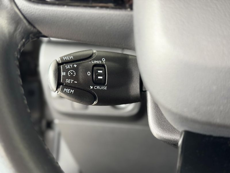 Citroën C3 1,2PT SkyLine*Aut.Klima*Panora - fotka 24 z 32