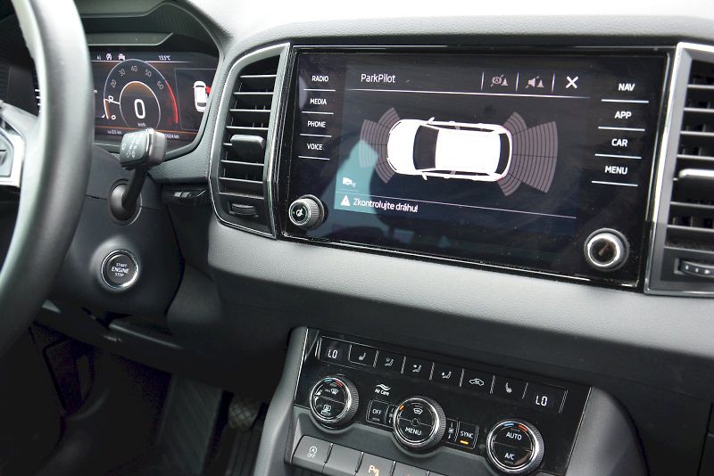 Škoda Karoq (2019) 1.5 TSI 110 kW Style PLUS - fotka 25 z 31