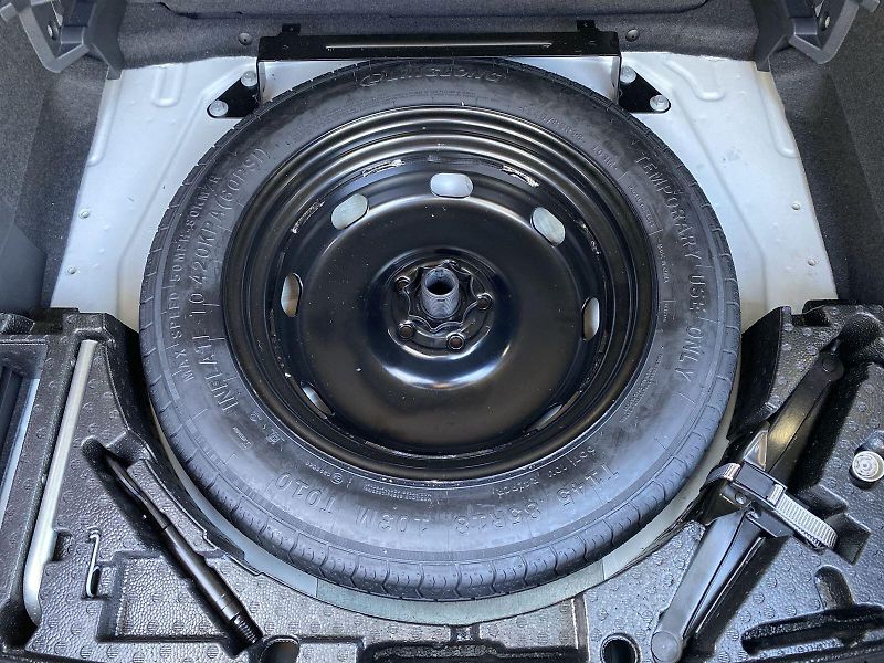 Volkswagen Tiguan (2022) 2.0 TDI 4Motion DSG - fotka 28 z 33