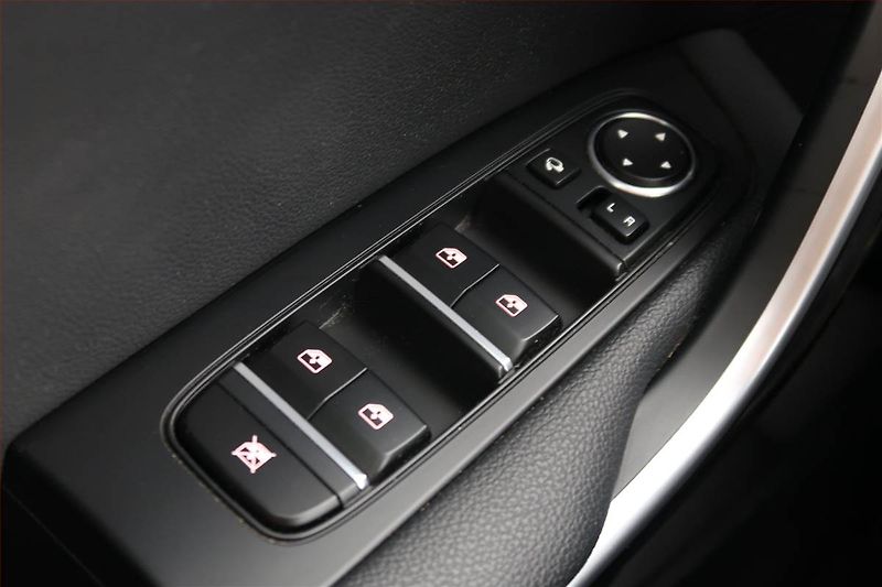 Kia XCeed (2019) 1.6 T-GDI, Automat, Serv.kniha - fotka 16 z 20