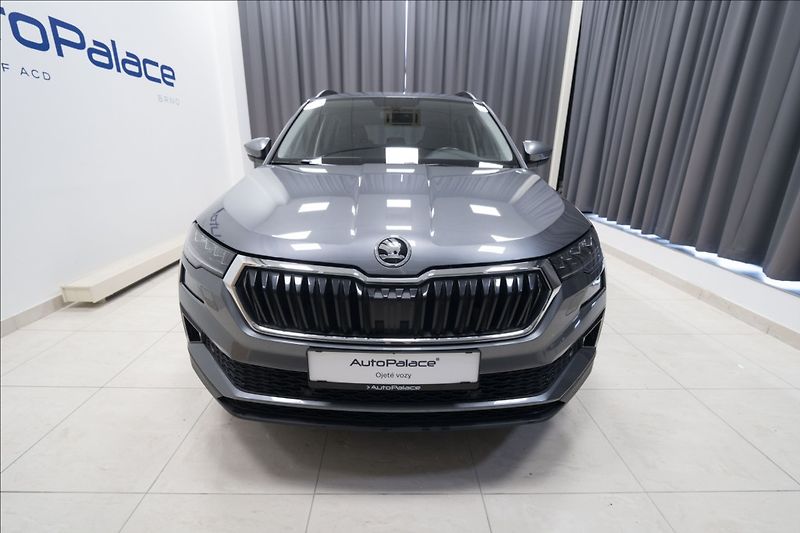 Škoda Karoq 2,0 TDI DSG 4x4 NAVI KAMERA ČR - fotka 2 z 40