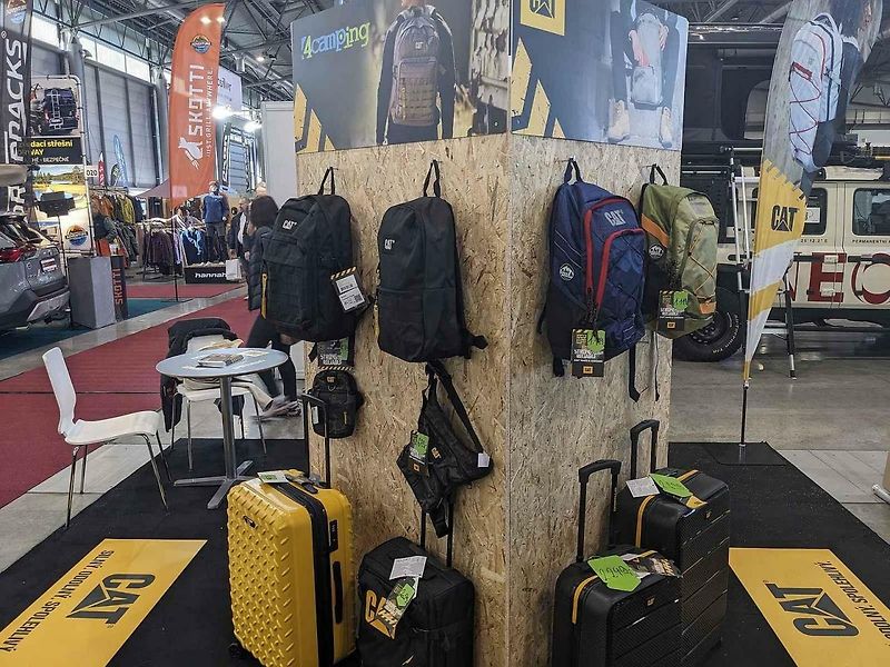 Na Caravaningu se představily expediční speciály, které zvládnou projet i Saharou