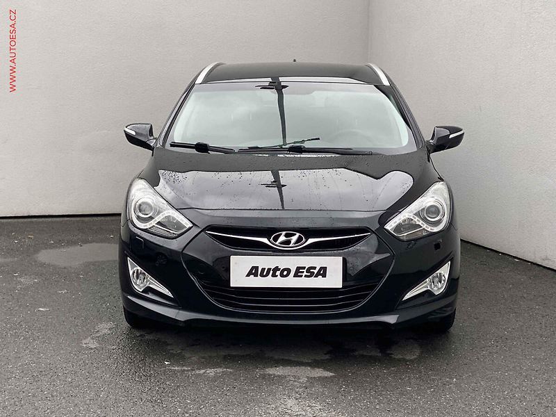 Hyundai i40 (2015) 1.7 CRDi, ČR, AT, LED, navi - fotka 2 z 18