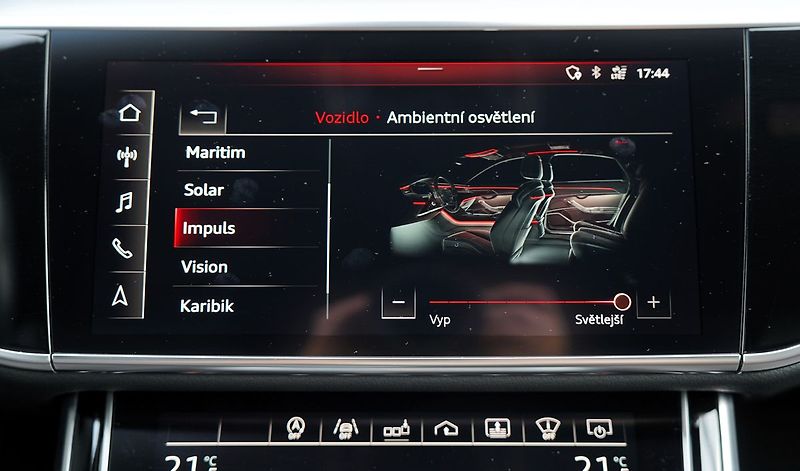 Audi A8 50 TDI Quattro 210 Kw/B&O/Matr - fotka 45 z 49