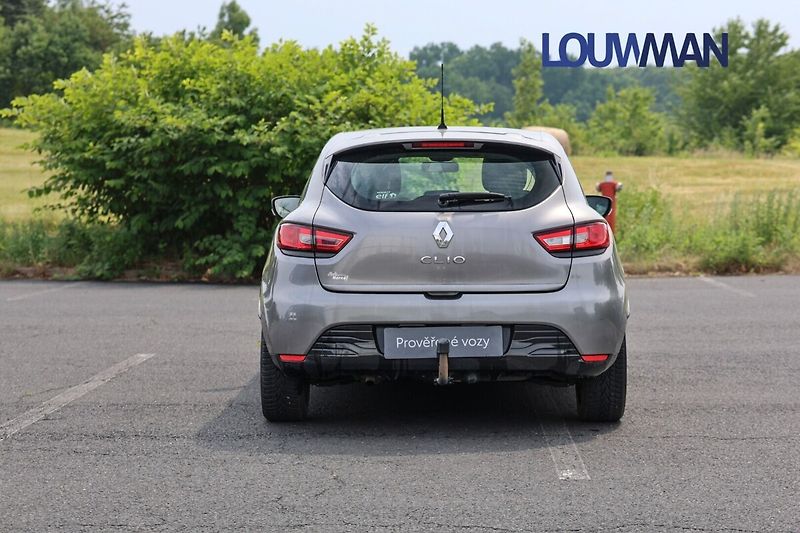 Renault Clio 1.2 16V - fotka 23 z 24