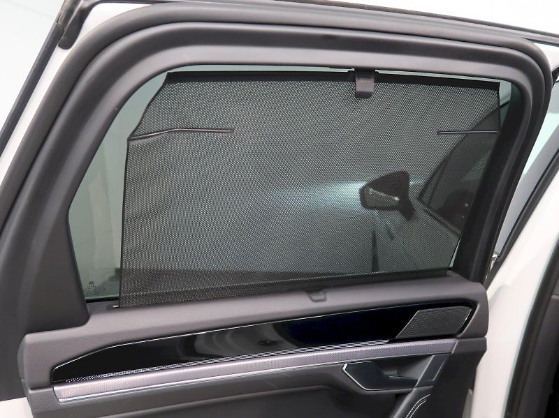 Volkswagen Touareg (2021) R-LINE 3.0TDI 170KW 4x4  TAŽNÉ - fotka 37 z 44