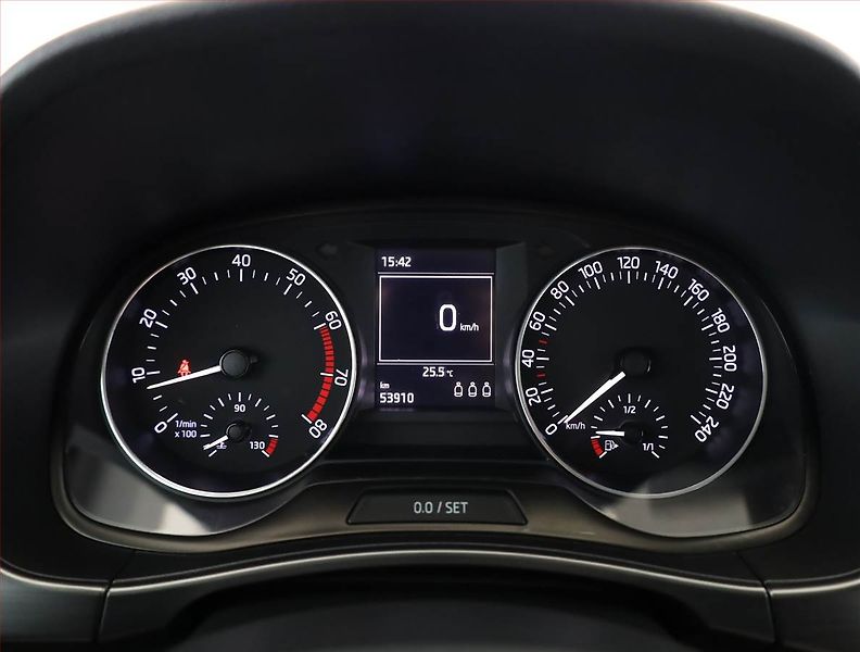 Škoda Fabia (2015) Ambition 1.2 TSI - fotka 8 z 19