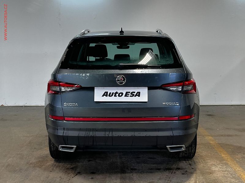 Škoda Kodiaq (2017) 2.0 TDi, Ambition, DSG, LED - fotka 5 z 17