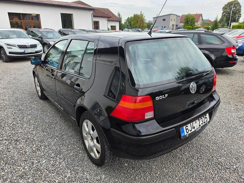 Volkswagen Golf (1999) 1.4 i Nová STK - fotka 5 z 18