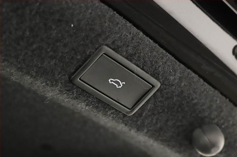 Škoda Octavia (2025) 2.0 TSI, EXCLUSIVE SELECTION - fotka 12 z 19