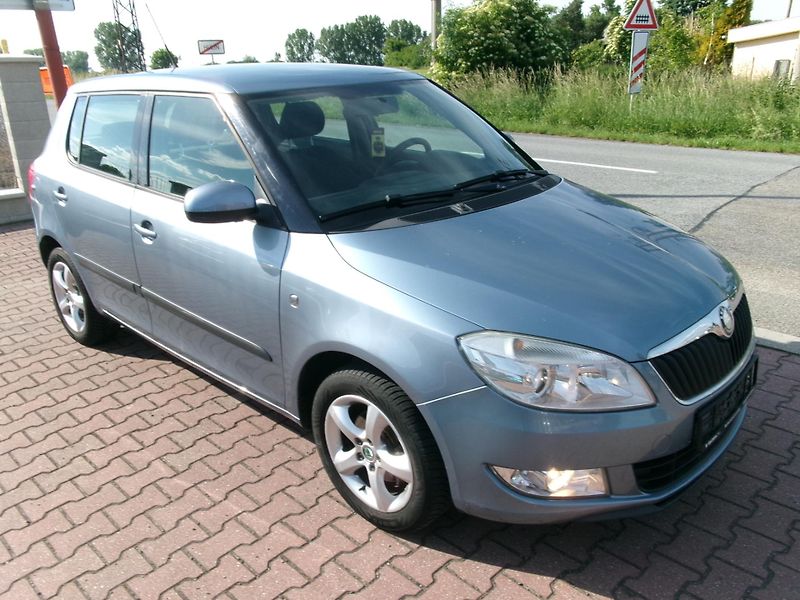 Škoda Fabia (2010) 1,2TSi ELEGANCE AC ALU - fotka 12 z 28