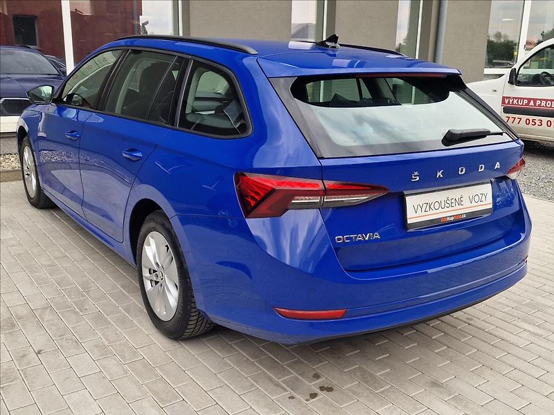 Škoda Octavia 2.0 TDI, původ ČR, 1.Majitel - fotka 8 z 50