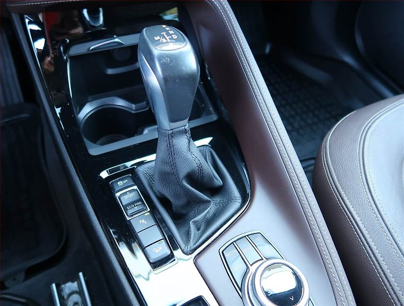 BMW X1 (2016) xDrive18d, 4X4, Automat - fotka 13 z 21