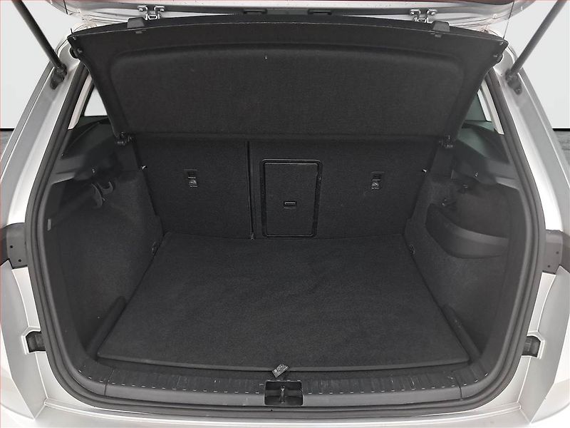 Škoda Karoq (2022) Ambition 2.0 TDI - fotka 14 z 25