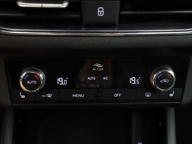 Škoda Kamiq 1,5 TSI 110kW Style CZ DPH - fotka 23 z 31