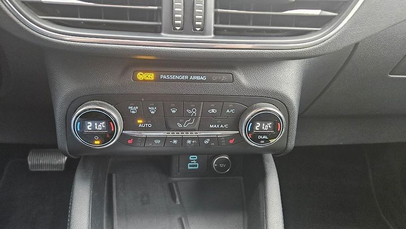 Ford Kuga (2020) 2.5i PHEV 165kW Titanium AT  - fotka 34 z 40