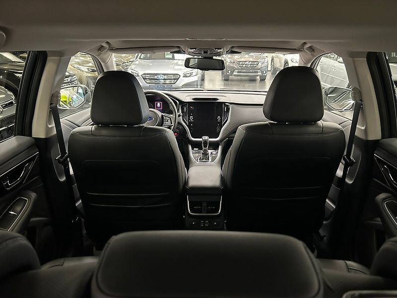 Subaru Outback (2024) 2.5 Touring 2024 | Záruka - fotka 26 z 57