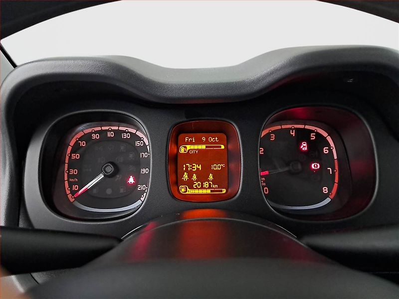 Fiat Panda (2023) 1.0 FireFly, ČR,1.maj - fotka 11 z 14