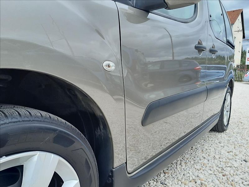 Citroën Berlingo 1,6 HDI 84kW - fotka 13 z 42
