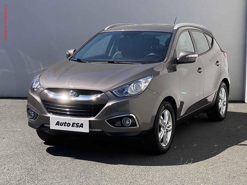 Hyundai ix35 (2012) 2.0 CRDi 4x4, Výhřev sed, - fotka 3 z 16