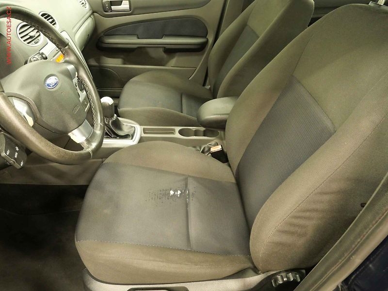Ford Focus (2007) 1.8TDCi, AC, STK7/28 - fotka 9 z 17