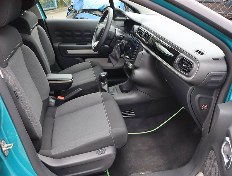 Citroën C3 (2021) 1.2 PureTech, Serv.kniha - fotka 8 z 15