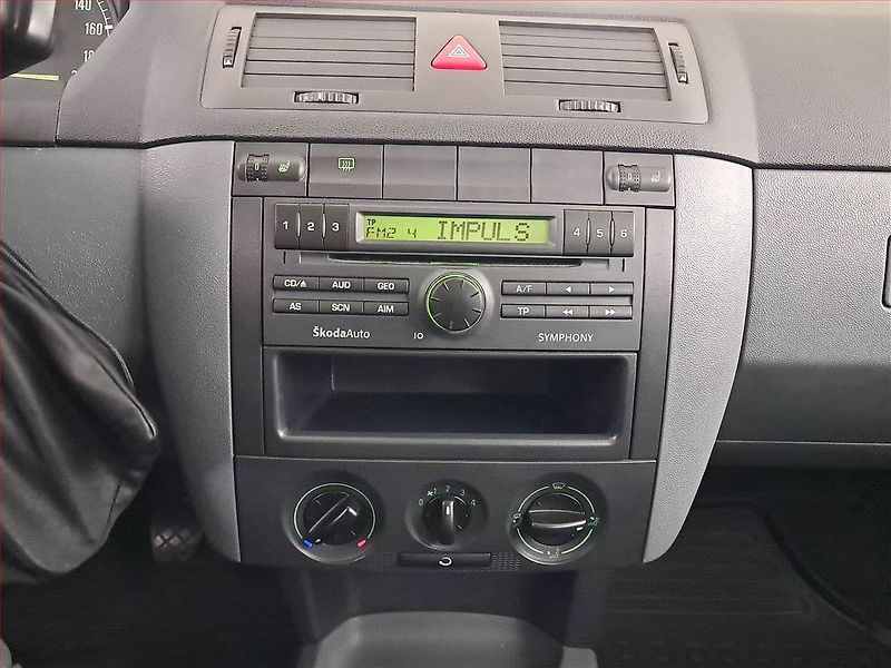 Škoda Fabia (2003) 1.2 12V, po STK, levný provoz - fotka 12 z 16