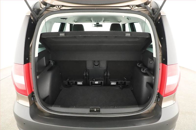 Škoda Yeti (2010) Elegance 1.2 TSI, Automat - fotka 15 z 16