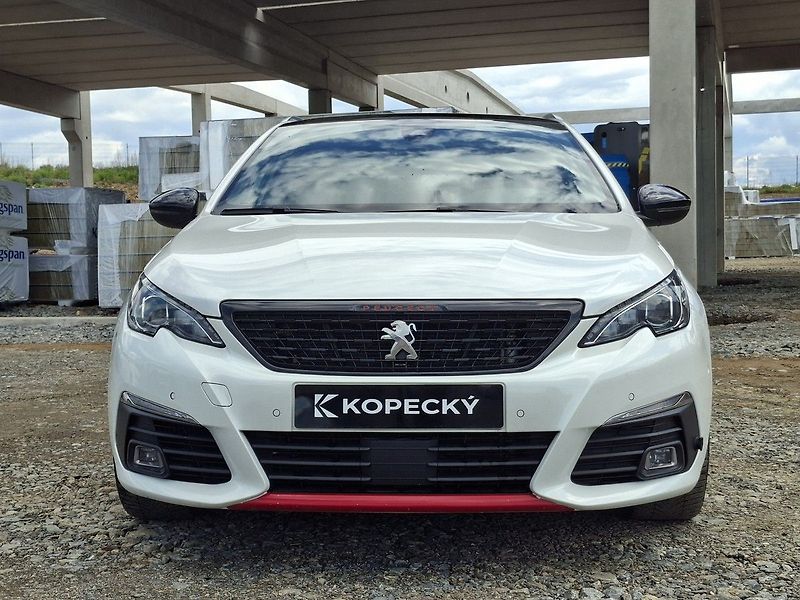 Peugeot 308 SW GT 1,6 THP 205k M6 - fotka 7 z 29