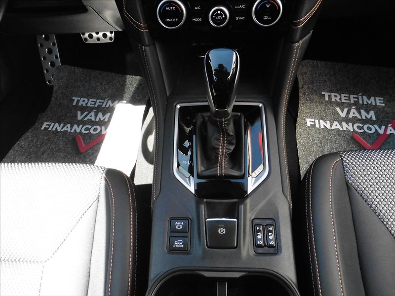 Subaru XV 2,0 Exclusive AWD A/T, EyeSigh - fotka 11 z 24