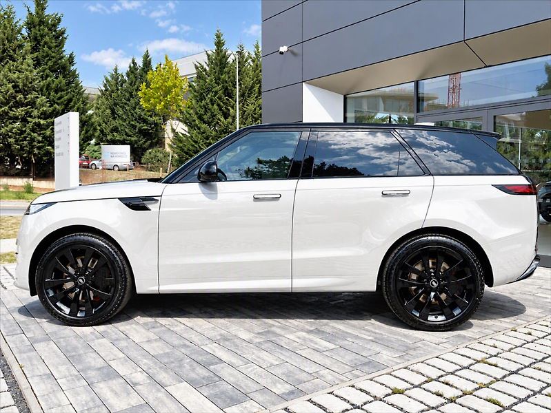 Land Rover Range Rover Sport (2026) 3,0 P460e DYNAMIC SE PHEV - fotka 2 z 35