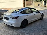 Tesla Model 3 (2021) LR, SOH 89%, bily int. - náhled 2