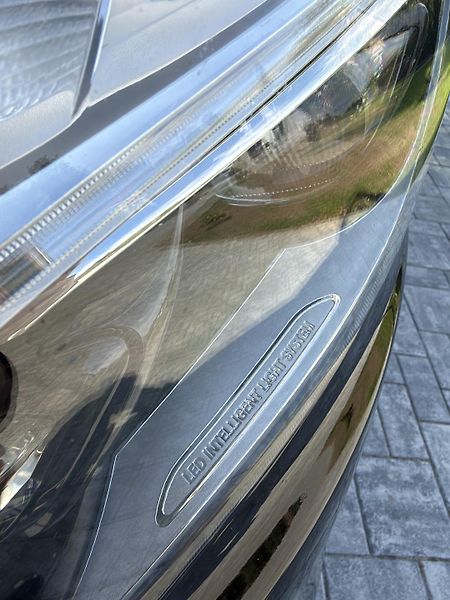 Mercedes-Benz Třídy V (2022) EXCLUSIVE 300d 4M AMG/AIR - fotka 24 z 52