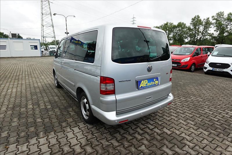 Volkswagen Multivan 2,5 TDi  7 MÍST AUTO KLIMA - fotka 9 z 30