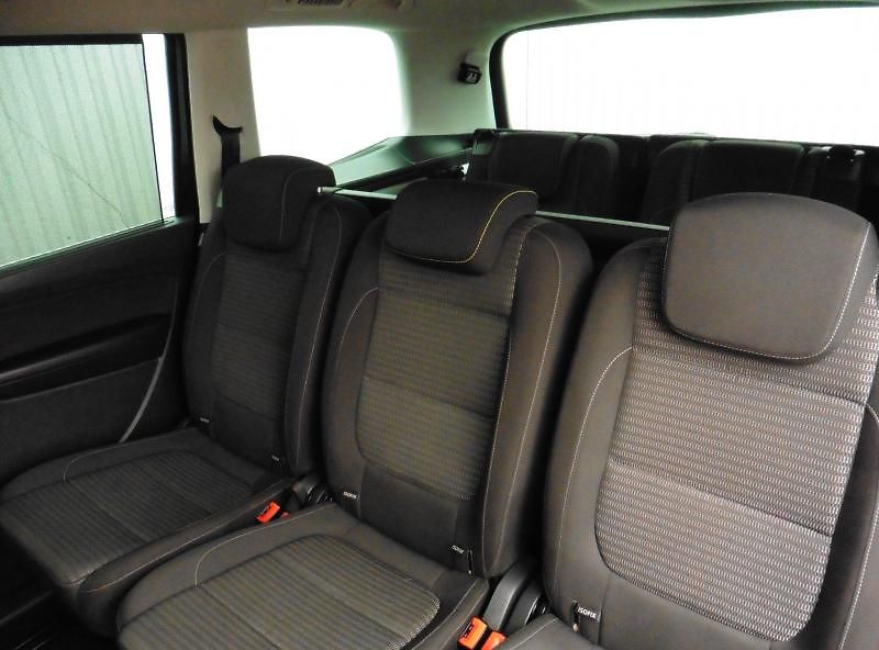 Seat Alhambra 2.0 TDi Xcellence Navi 7.mist. - fotka 9 z 19