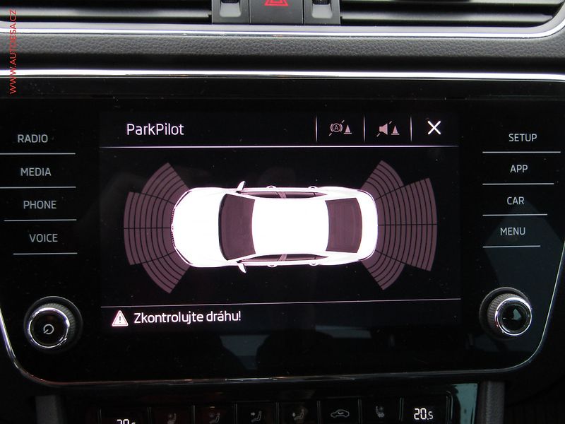 Škoda Superb (2019) 2.0TDi 4x4, 2.maj,ČR, Style - fotka 20 z 23