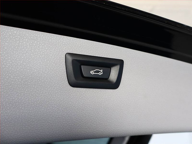 BMW Řada 3 (2013) 320 d, Automat, Navi, Tempomat - fotka 20 z 20
