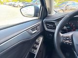 Ford Focus (2021) ACTIVE 1.0EB 114kW CZ DPH - náhled 11