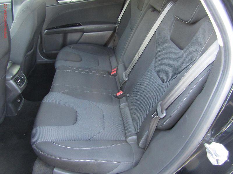 Ford Mondeo (2017) 2.0TDCi, AT, navi, park.asist - fotka 11 z 20
