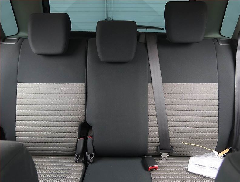 Suzuki SX4 (2009) 1.9 DDiS, 4X4, Serv.kniha - fotka 10 z 17