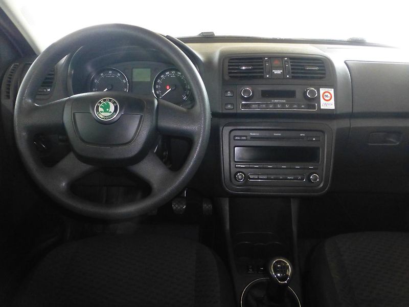 Škoda Fabia (2011) 1,2TSI*DIGIKLIMA*PARK S*VYHŘ.S - fotka 16 z 24
