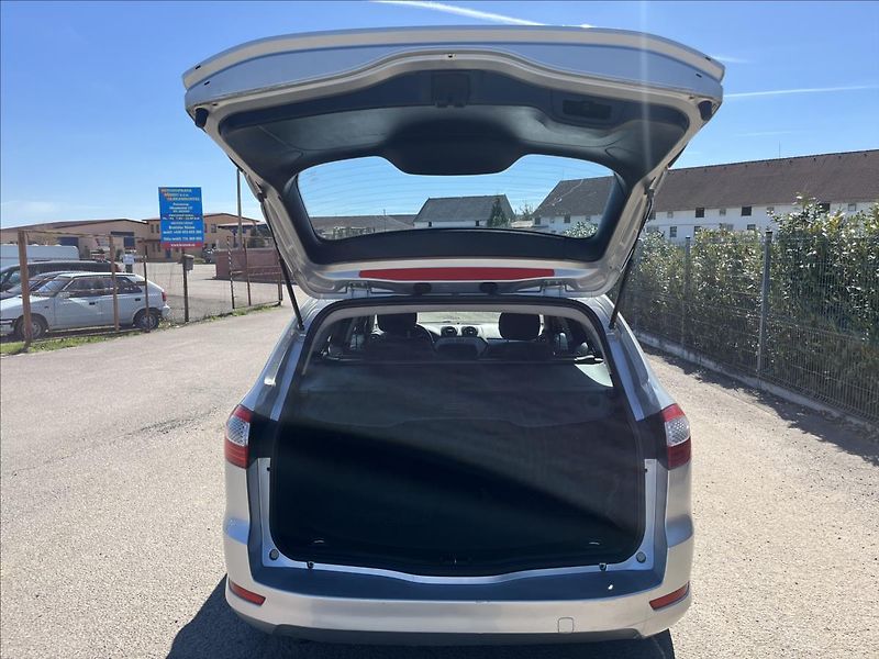 Ford Mondeo 2,0 TDCi KLIMA SERVIS ROZVODY - fotka 26 z 29