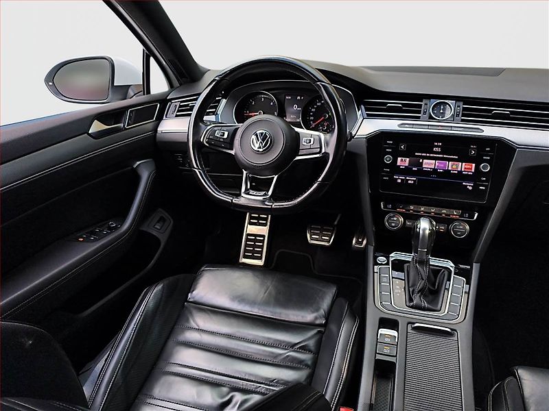 Volkswagen Passat (2018) R-Line 2.0 TDI, Automat, Kůže - fotka 7 z 20